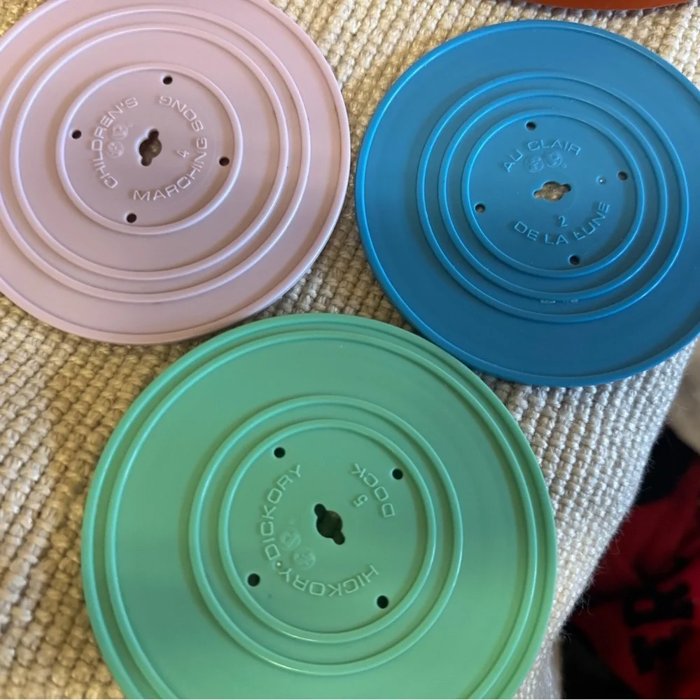 Vintage Fisher Price Record Player with Records - Picture 2 of 3